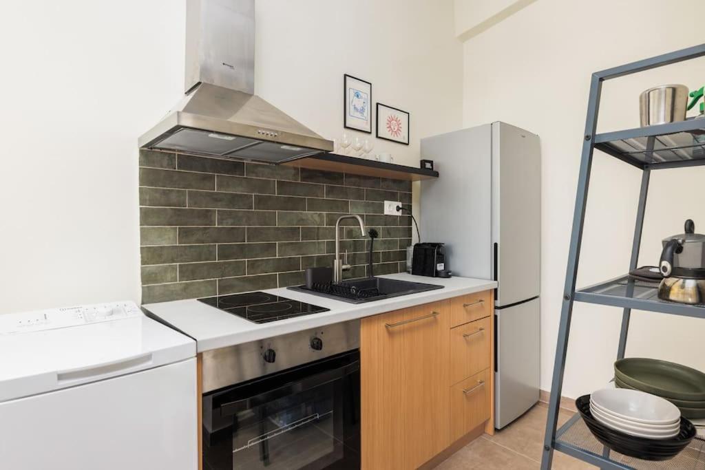 Japandi Style Flat In Thessaloniki City Center Kültér fotó